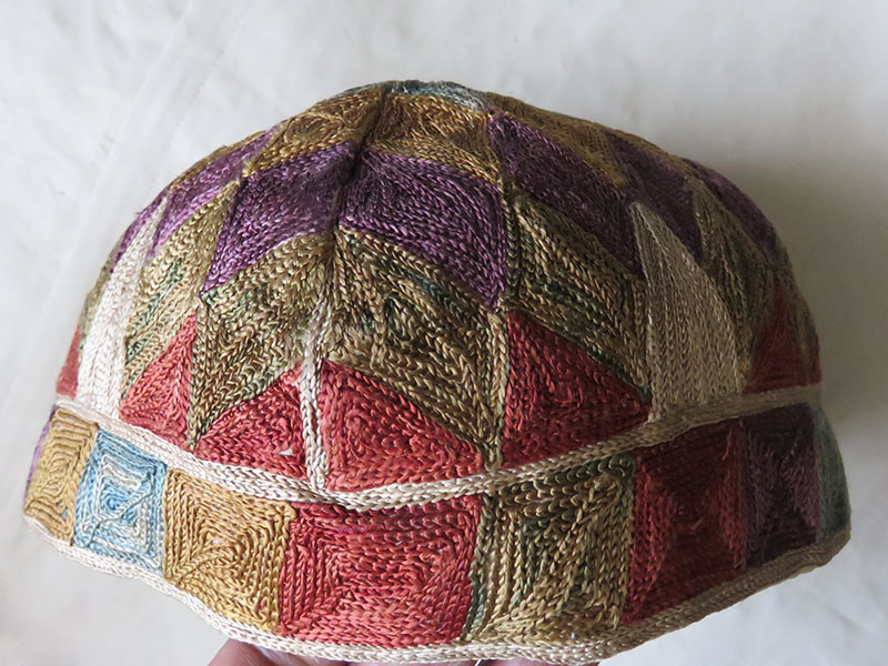 Uzbekistan - Shahrisabz, Lakai tribal silk hat
