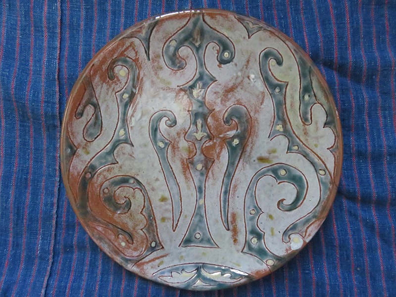 Kyrgyz tribal clay ceramic glazed plate