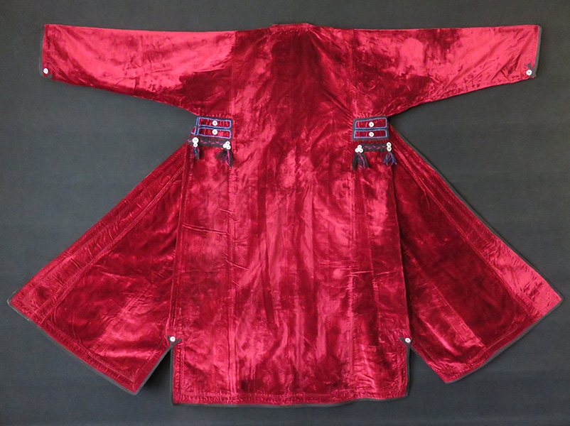 Turkmen antique velvet Chapan – coat