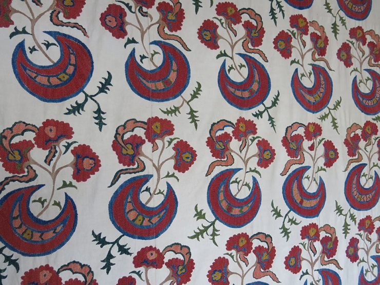 Uzbekistan - Tashkent ethnic silk embroidery Suzani