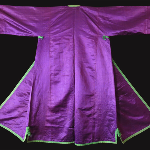 TAJIKISTAN – Khan-Atlas antique silk Ikat chapan