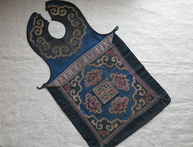 CHINESE pieced with cotton minority child's apron
