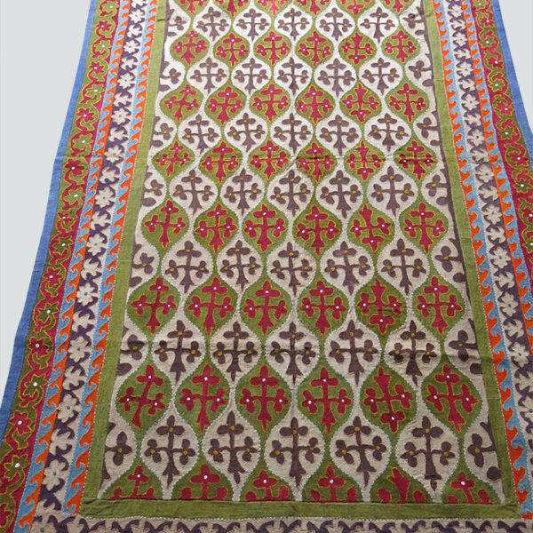 CENTRAL ASIA KYRGYZ Hand pieced wool bedding cover fragment