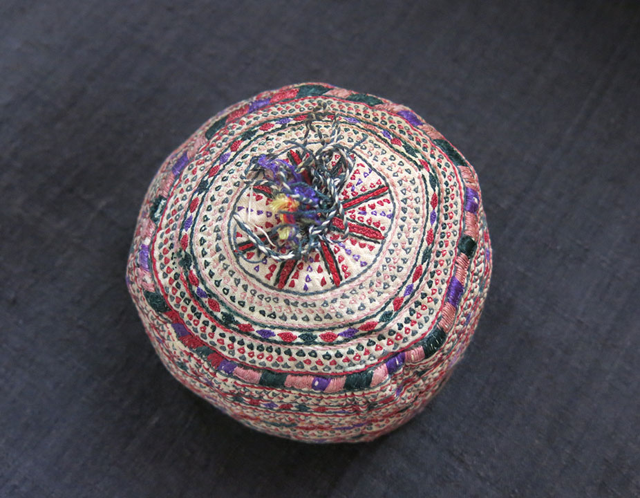 TURKMEN TEKKE TRIBAL child silk embroidery hat