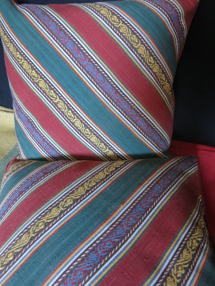 AZERBAIJAN Fine cotton JAJIM pair of pillow covers