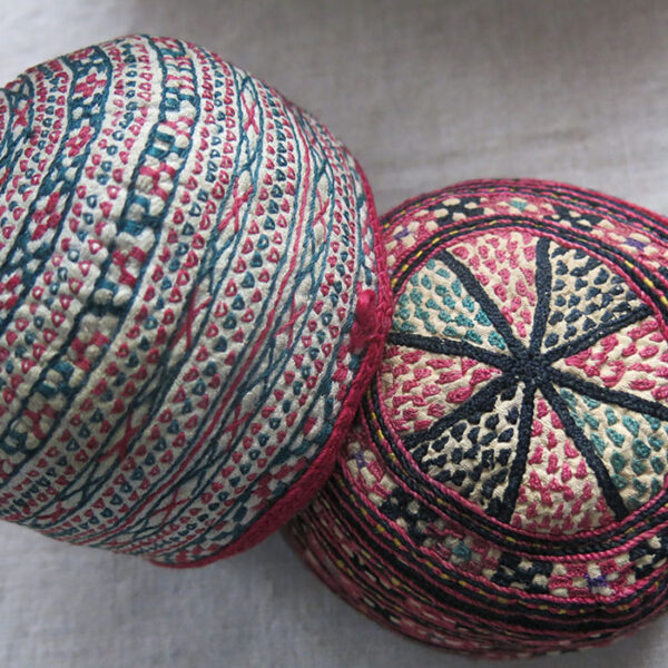 TURKMENISTAN – TEKKE pair of Tribal child silk embroidery skullcaps