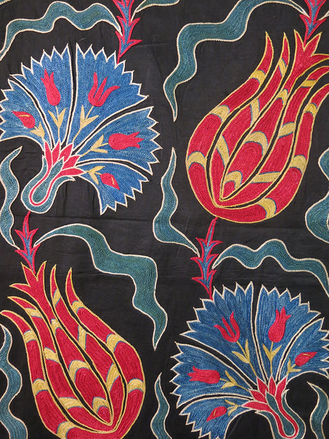 UZBEKISTAN FARGAN VALLEY hand embroidered silk Suzani runner/wall hanging
