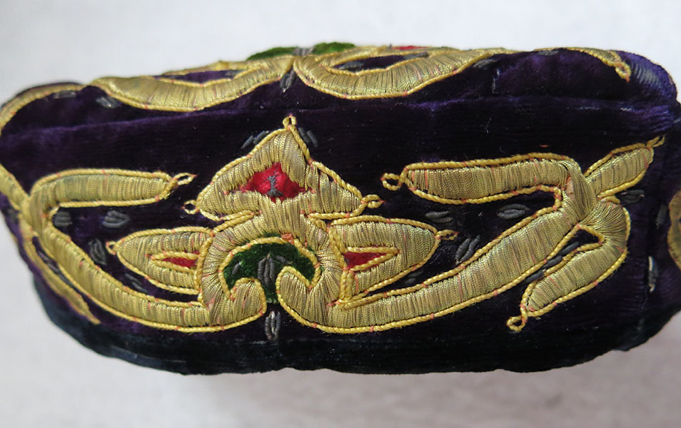 UZBEKISTAN – BOKHARA Tribal metallic embroidery square velvet hat