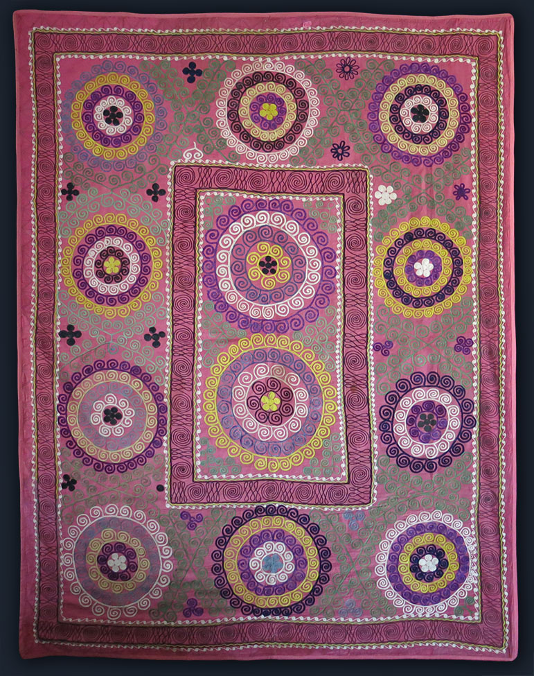 UZBEKISTAN SAMARKAND Silk embroidery Suzani