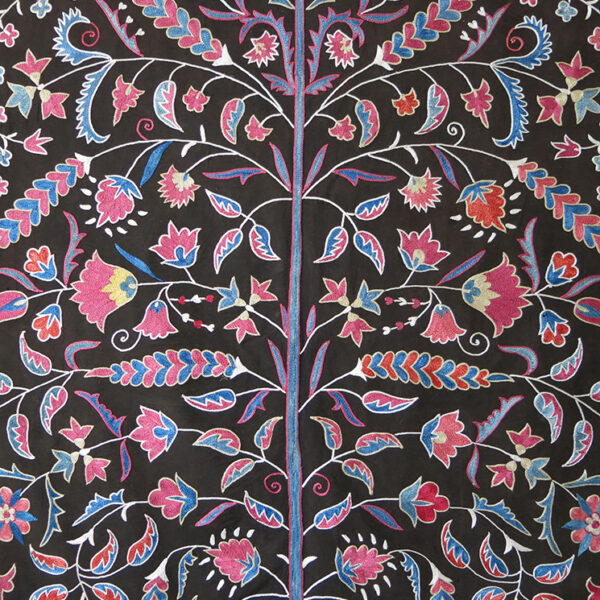 UZBEKISTAN – FARGANA VALLEY Silk fine embroidered Suzani