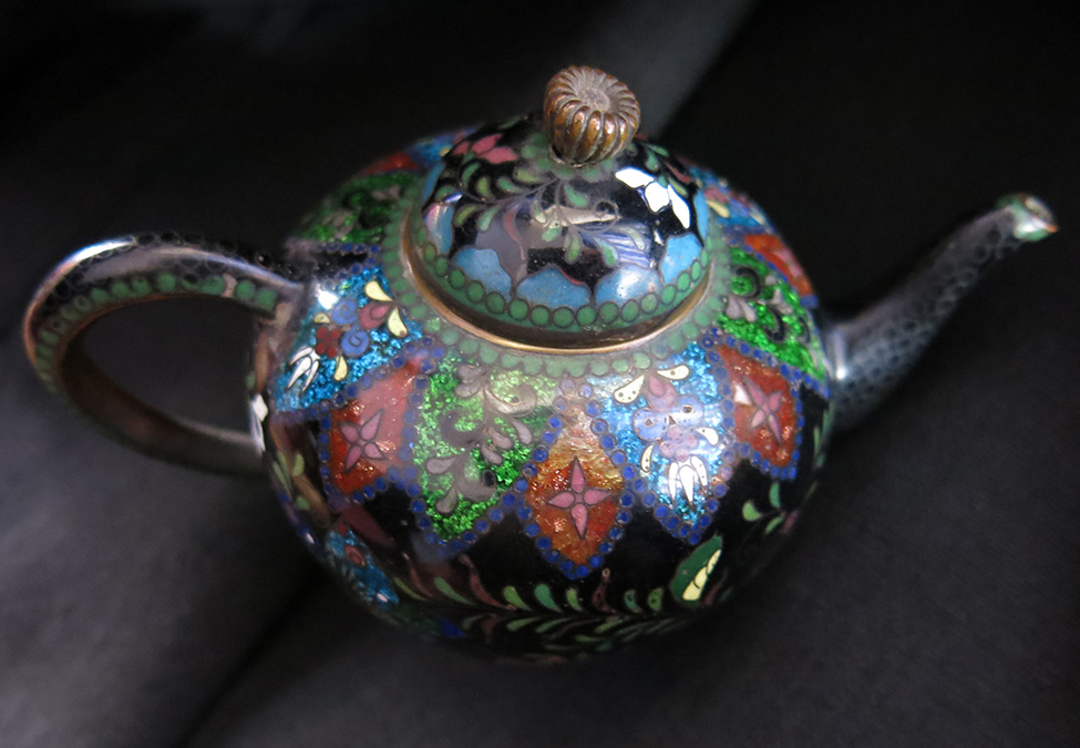 Antique Japanese Cloisonne footed teapot