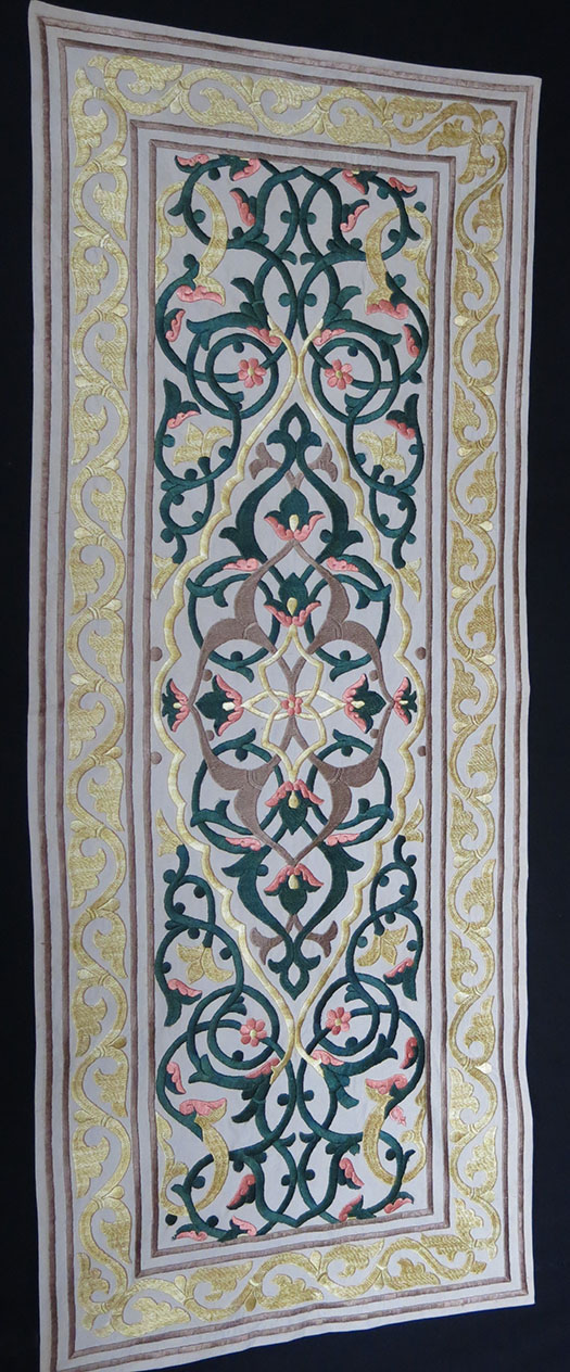 UZBEKISTAN – KHOREZM KHIVA Silk embroidery suzani panel