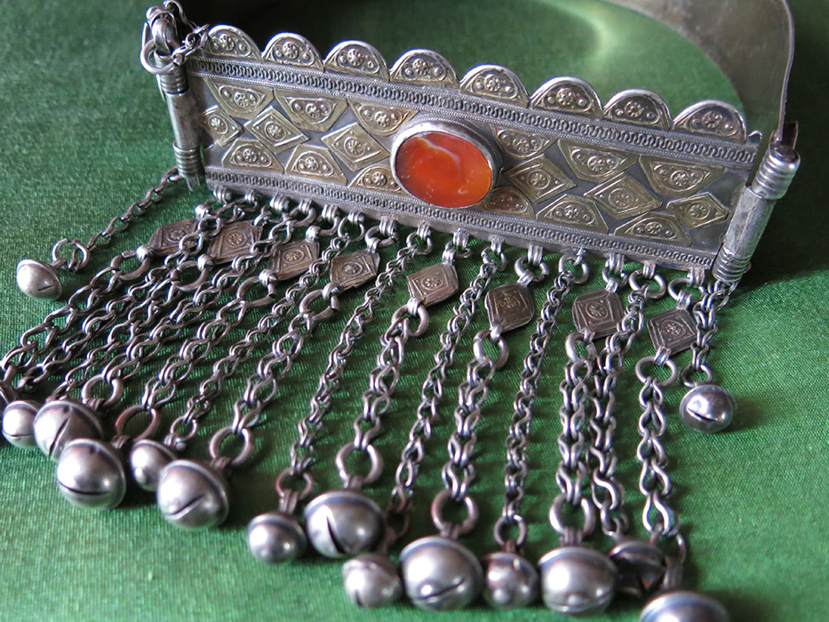TURKMENISTAN – YOMUD ethnic silver ceremonial Choker