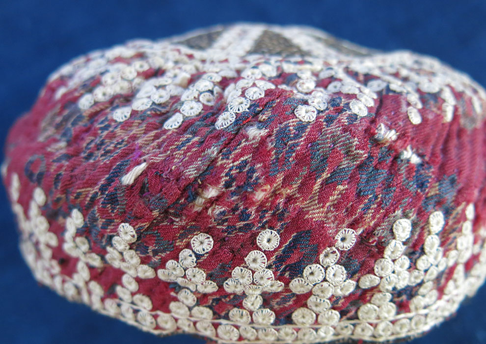 AZERBAIJAN – ARAKHCHIN ethnic silk / metallic embroidery hat