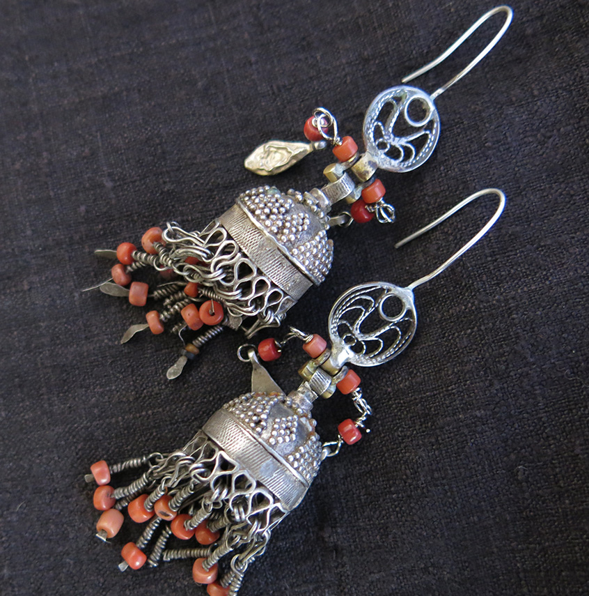 TURKMEN ERSARY tribal antique Silver pair of earrings