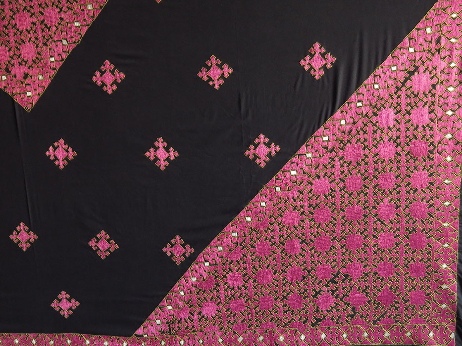 North PAKISTAN Swat Valley ethnic embroidered bed cover