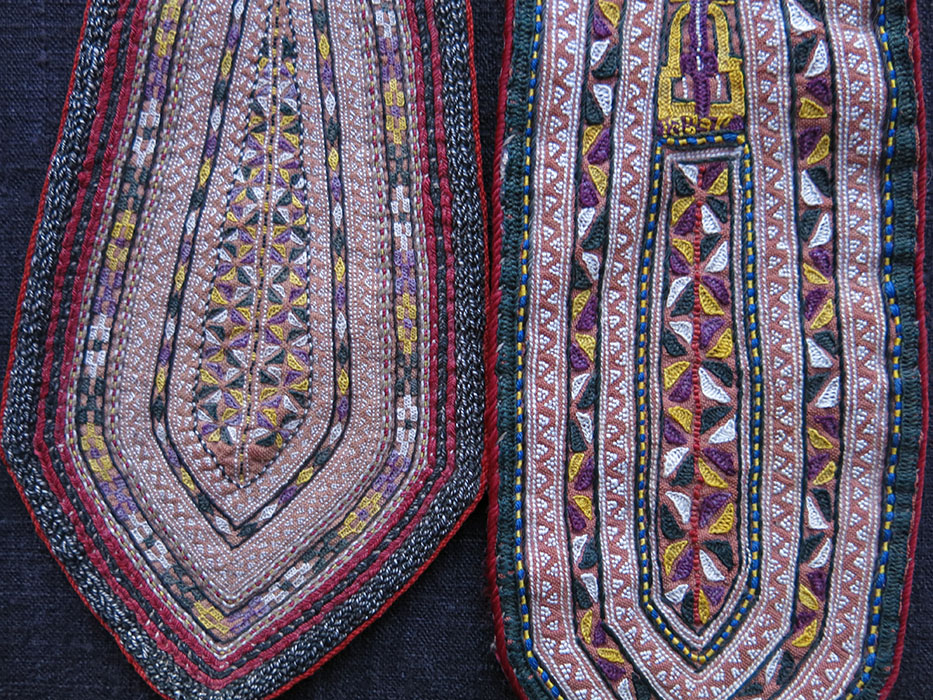 TURKMENISTAN – State official silk embroidered ties