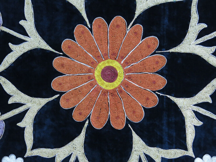UZBEKISTAN Velvet silk embroidery bed cover