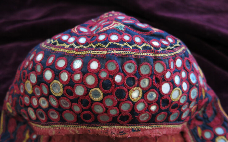 INDIA GUJARAT Helmet shape embroidery tribal hat