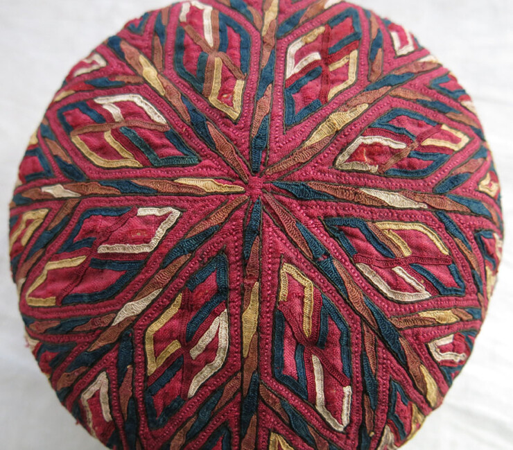 CENTRAL ASIA TEKKE TURKMEN ceremonial large silk embroidery hat