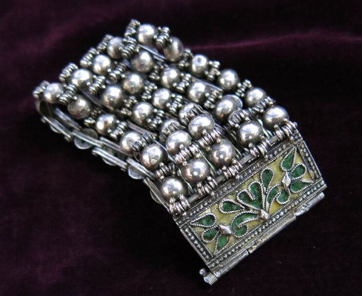 UZBEK KHORESMIAN Silver enamel bracelet