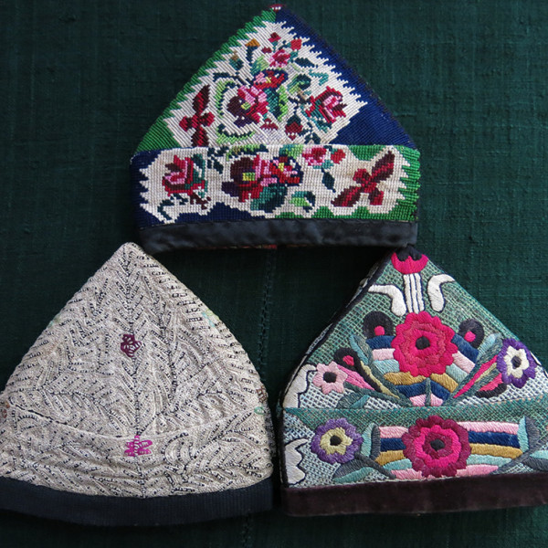 TASHKENT FARGANA VALLEY UZBEK ethnic group of hats